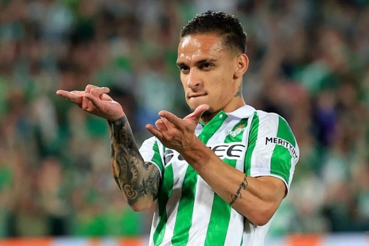 Antony dkk Menang 2-1 di Laga Real Betis Vs Fiorentina